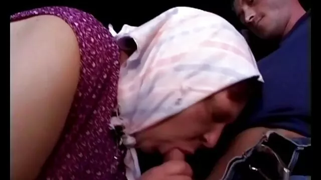 پورنو داغ بدون ثبت نام  یک زوج دانشجویی روسی معمولاً عکس سکس مادر و پسر لعنتی مقعد را تمرین می کنند