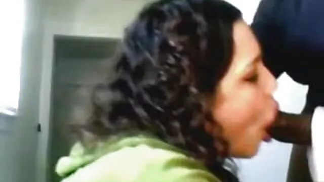 پورنو داغ بدون ثبت نام  از یک زن جوان فیلم سکس مادر با پسرش خواست که ببوسد