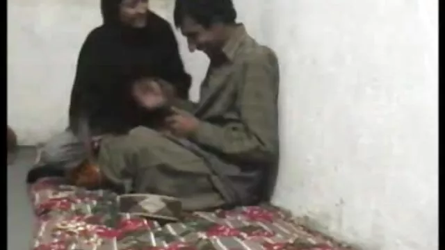 پورنو داغ بدون ثبت نام  کودک روسی در عکس سکس پسر با مامان هوای تازه فوتبالیست خوبی پرورش داد