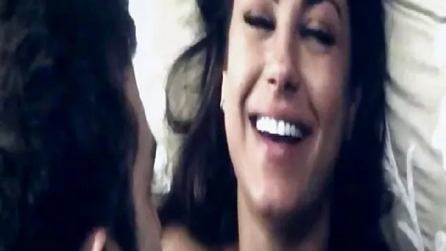 پورنو داغ بدون ثبت نام  معشوقه عکس سکس پسر با دختر بالغ نوار بار را گرفت