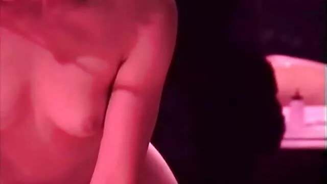 پورنو داغ بدون ثبت نام  با دانلود فیلم سکس مادر و پسر گره گره خورده ، عوضی به خر یک سگ بی پناه داد